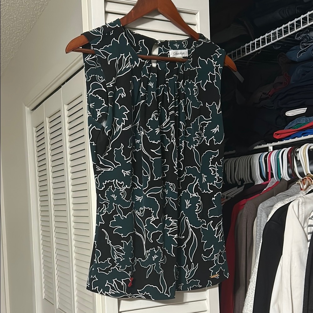 Calvin Klein Collection Black and Green Sleeveless Sheath Top